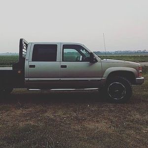 Meet your Posher, Devin